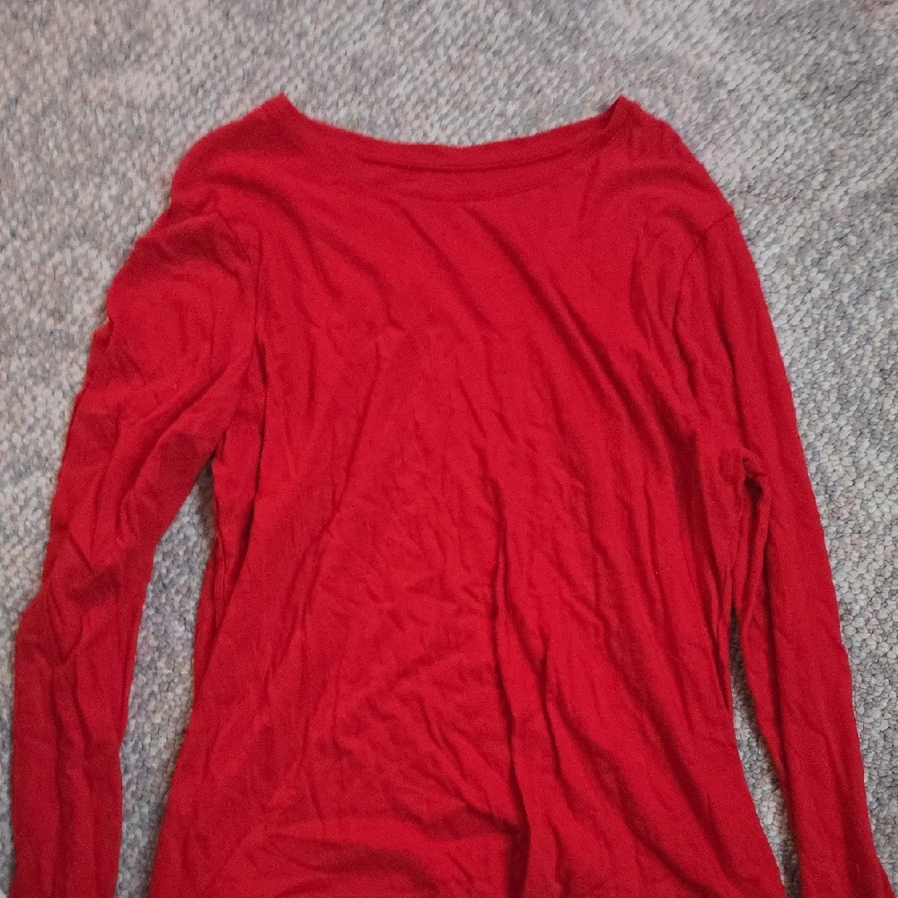 Time and Tru Fitted Red Long Sleeve Tee